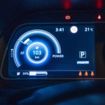 NISSAN LEAF Tekna Display Reichweite