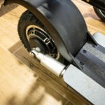 Federung: 2 x Stoßdämpfer