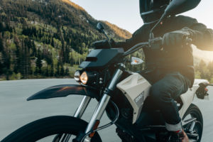 web_2022_ZERO_FX_1W9A8503