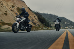 MY24_DSRX_Action_AZ3I9694